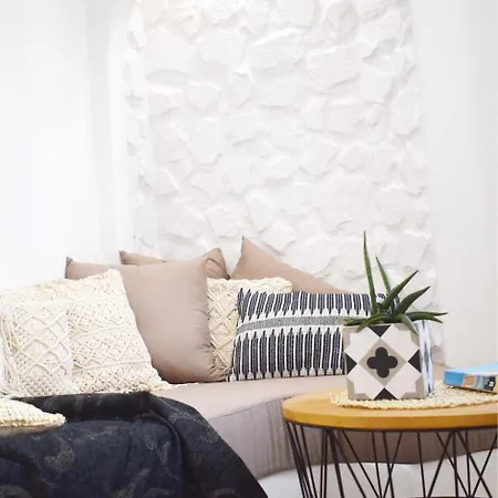 호텔 에메리 부티크 아파트먼트 Naxos City